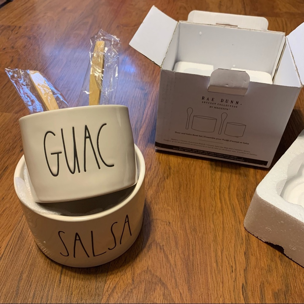 Rae Dunn Salsa and Guac bowls